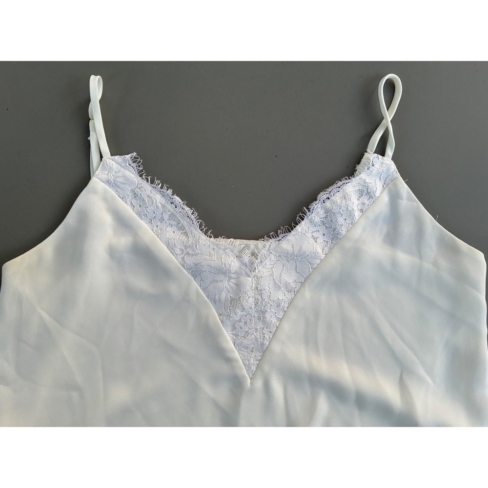 Socialite White Lace Trim Cami Top Womens Medium V-Neck Adjustable Straps Y2K - Picture 7 of 7